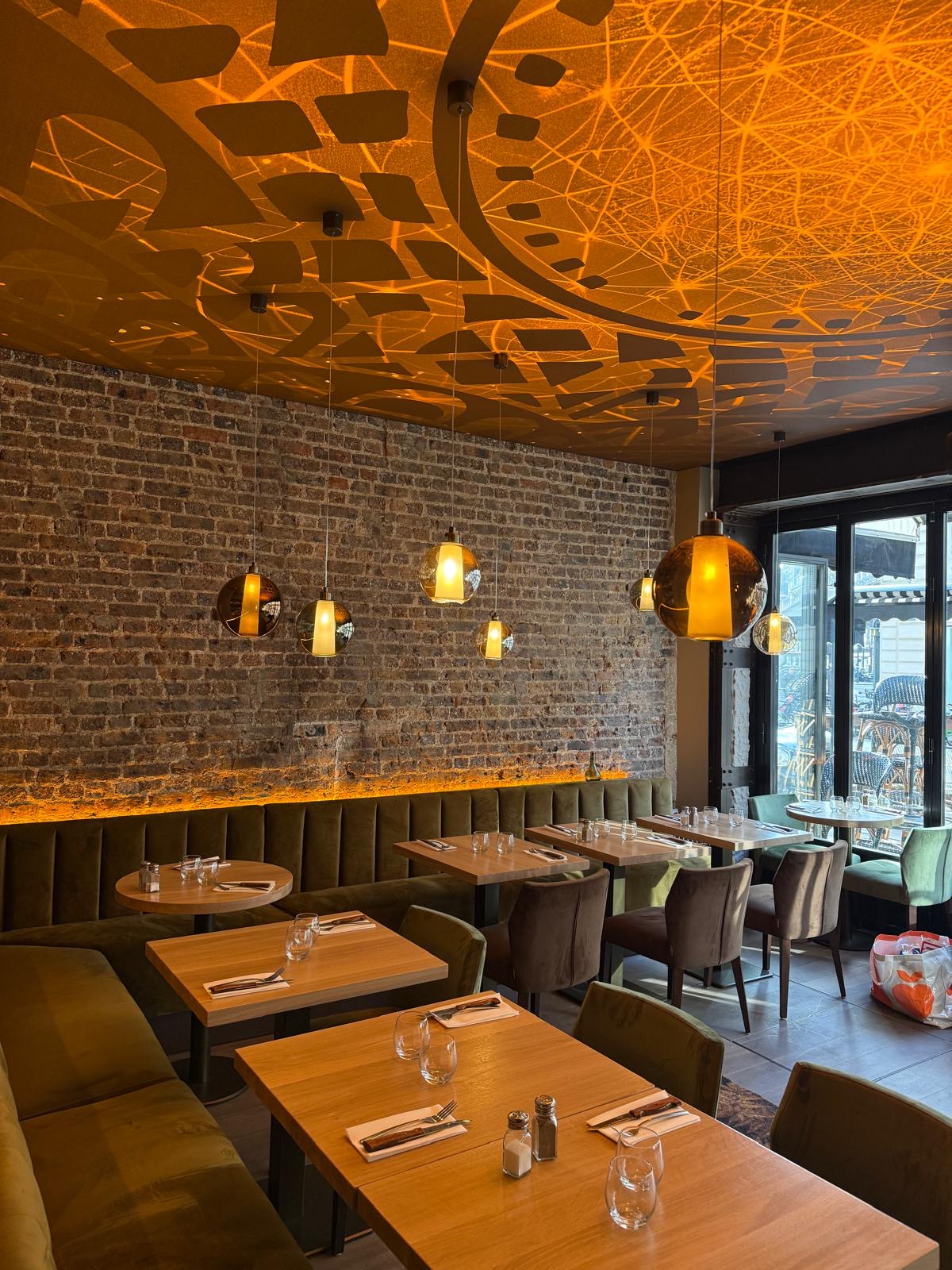 d2c9dbe7-d376-4873-962f-d670fd22e480