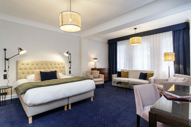 manoir-hotel-chambre-privilege-quadruple-Anne-Sophie-FLAMENT